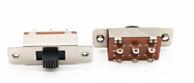 撥動(dòng)開(kāi)關(guān)